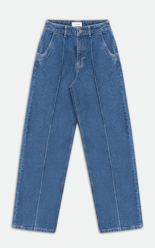 Jeans med raka ben och markerade sömmar
